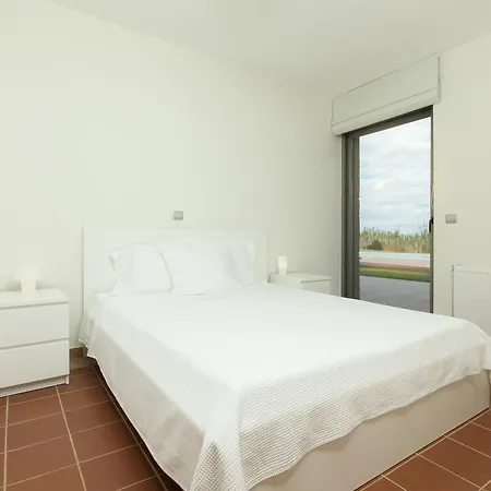 Palirries Villas كريوبيجي