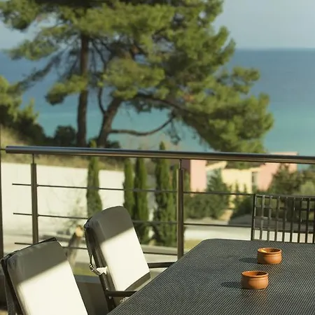 فيلة Palirries Villas كريوبيجي