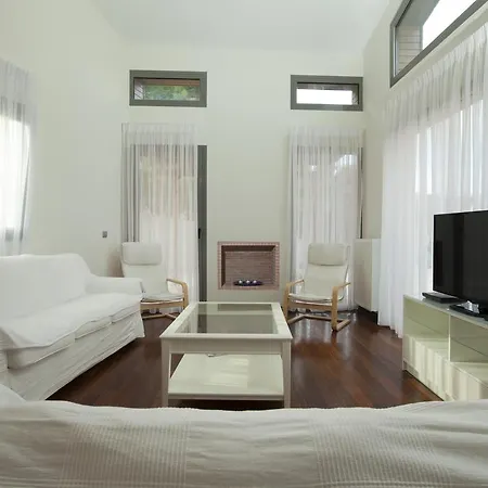 Palirries Villas *